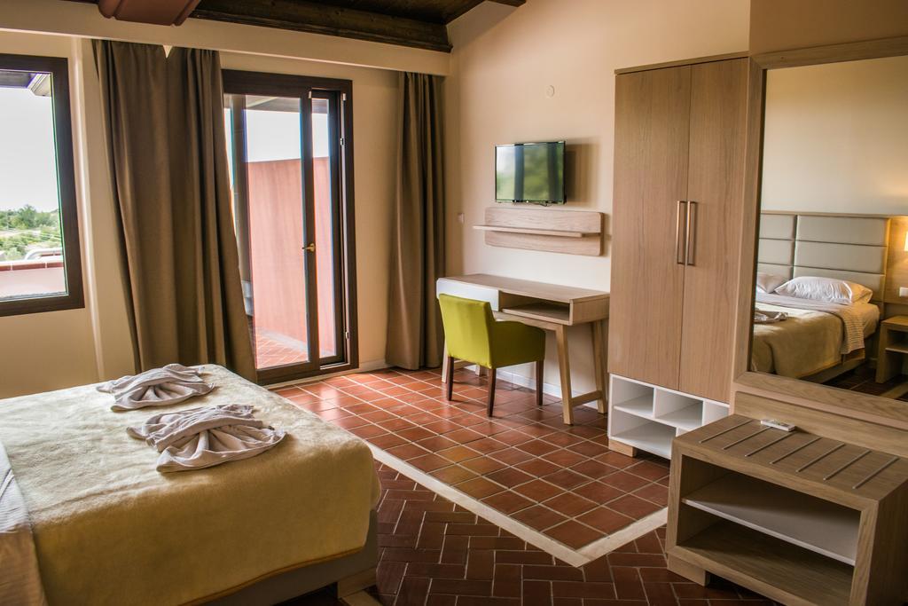 Kallisti Hotel Потос Екстер'єр фото